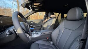 Innenraum-min-1-scaled