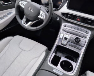 xxl-schweizer-autovermietung-hyundai-santa-fee-4